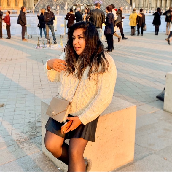 Zara White Sweater. - Picture 7 of 7